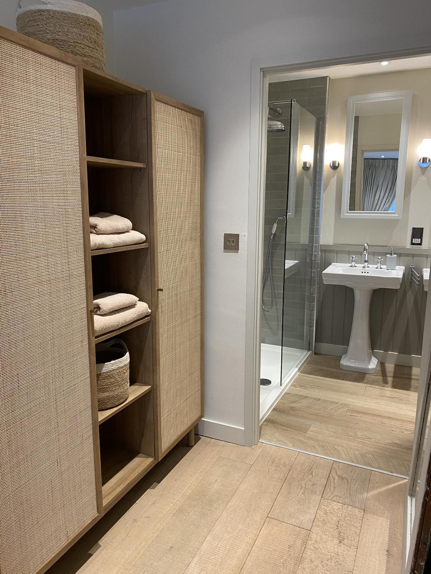 Appartement Walcot Yard With Parking, Bath Keys Extérieur photo