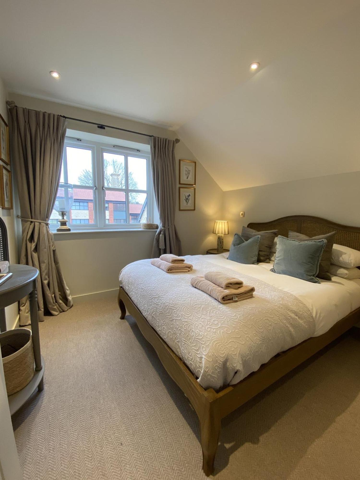 Appartement Walcot Yard With Parking, Bath Keys Extérieur photo